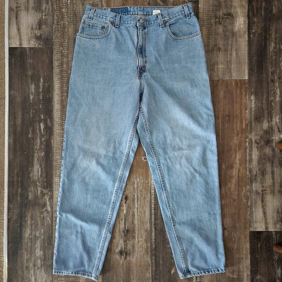 Men's Levi's 560 36x32 Light-wash Loose Fit Tapered. 36W x 32L